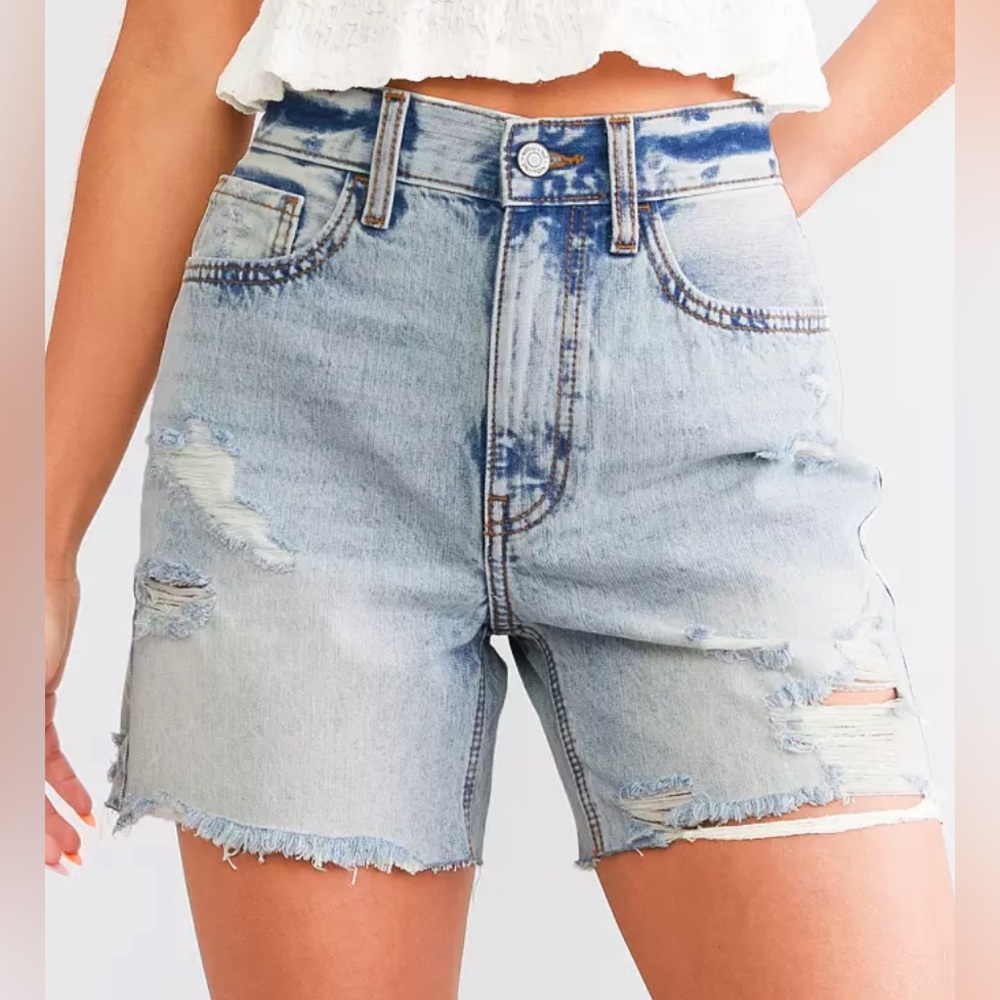 Willow & Root The Rise Up Short